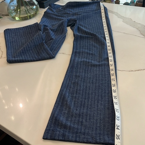 Athleta Navy Textured Straight Leg Athletic Pants. Hidden inside waist pocket. S - Picture 7 of 13